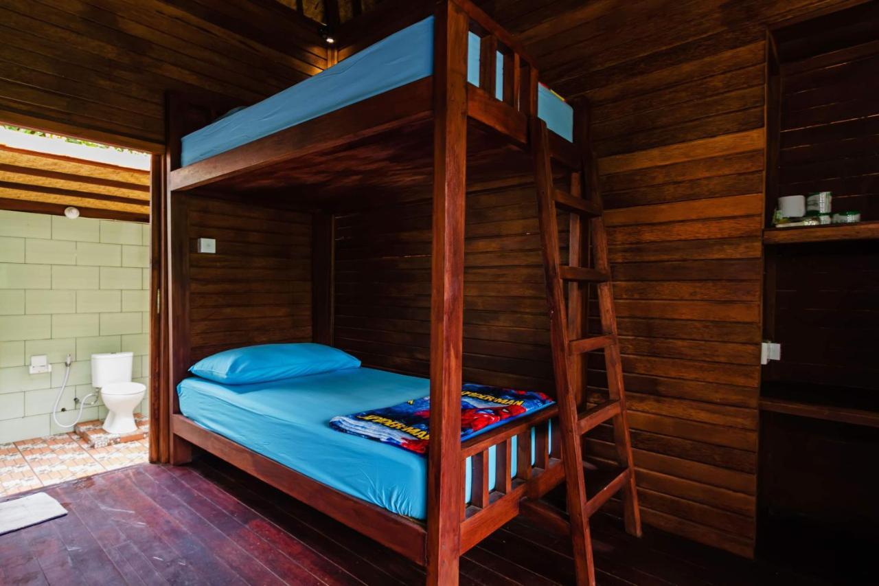 Titi Hostel Lembongan Extérieur photo