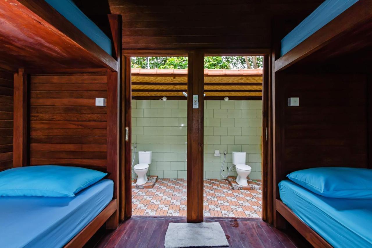 Titi Hostel Lembongan Extérieur photo